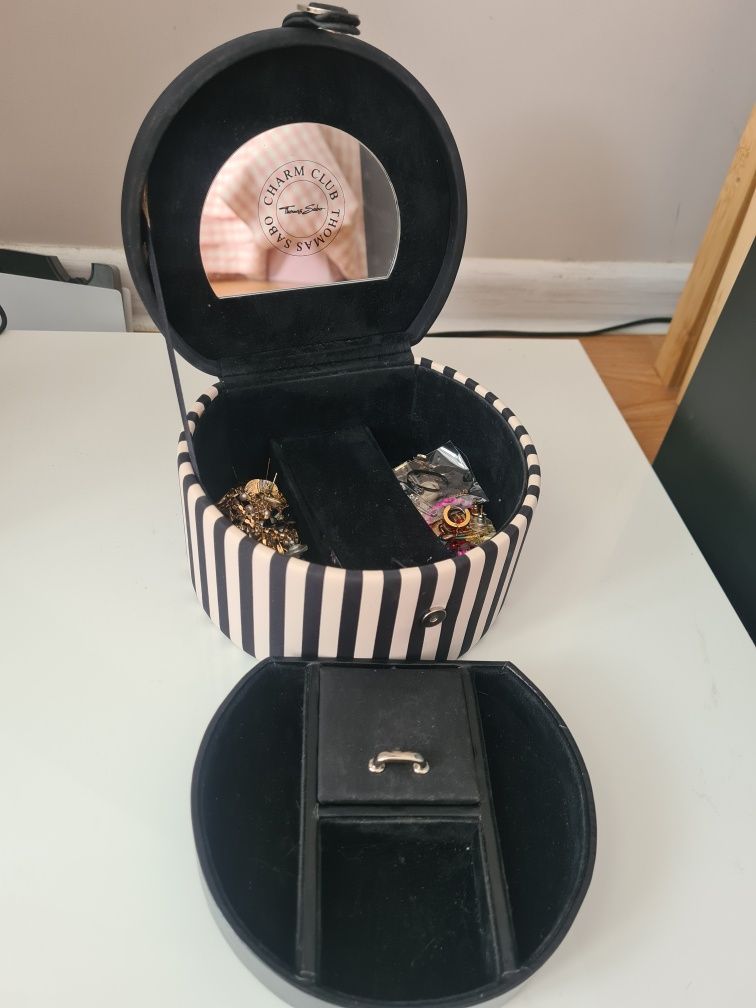 Thomas sabo kuferek biżuterię