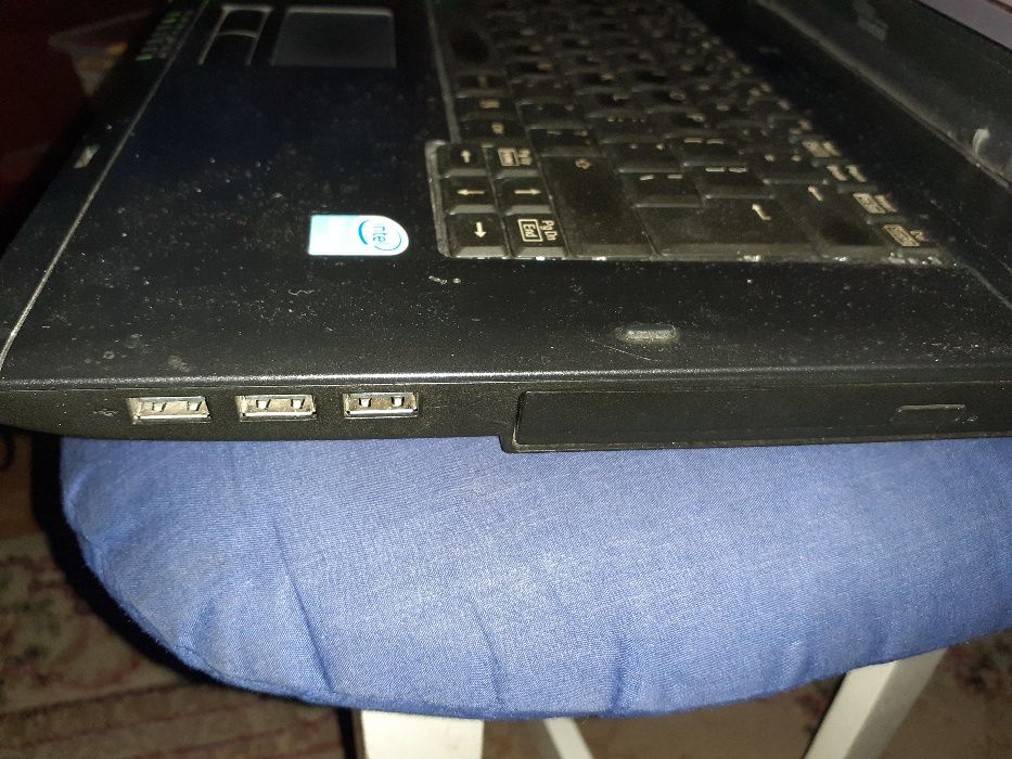 Sprzeam laptop - Fujitsu Siemens