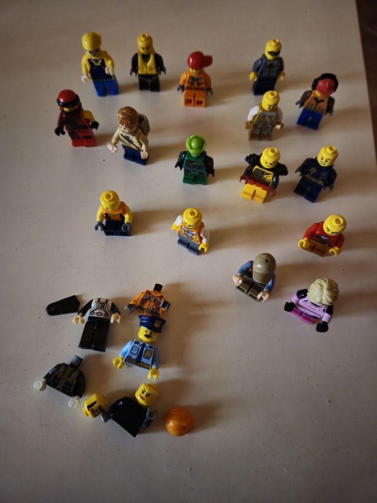 Caixa com Legos - usado
