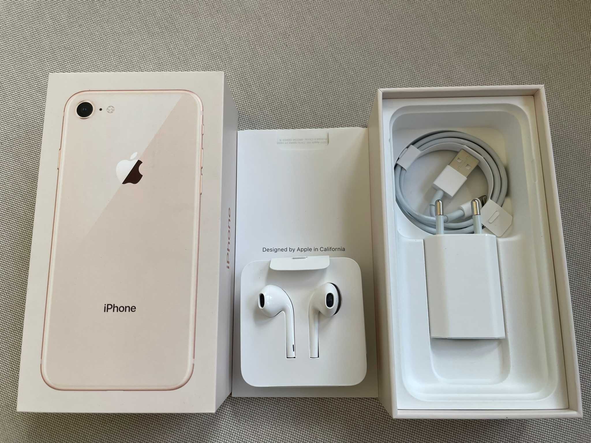 Smartfon Apple iPhone 8 2 GB / 256 GB Rose Gold