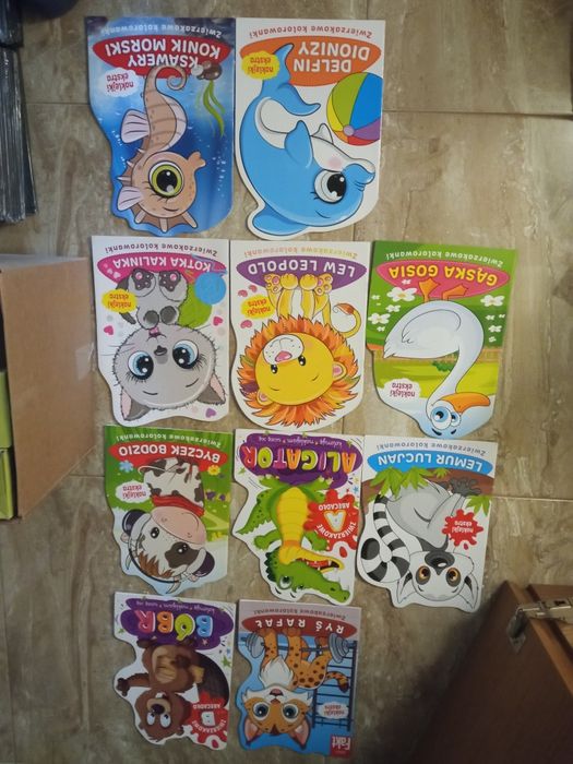 Kolorowanki z naklejkami