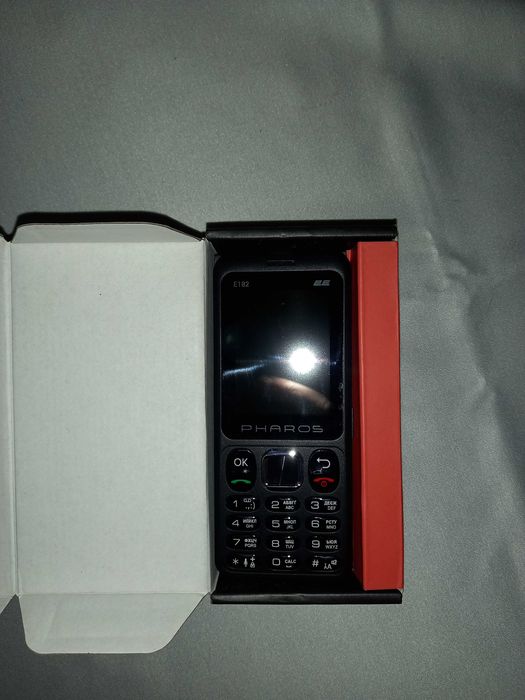 Мобільний телефон 2E E182 Dual Sim Black