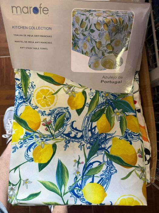 Toalhas de mesa anti-nódoa