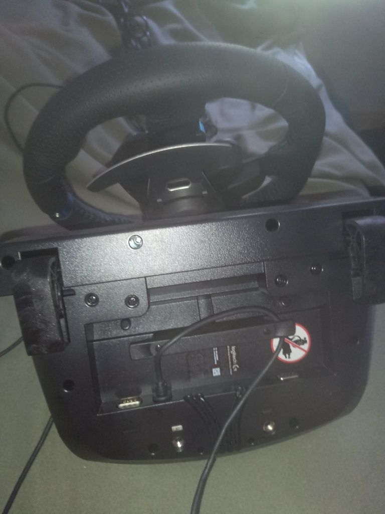 Kierownica logitech g29 z pedałami i ahifterem