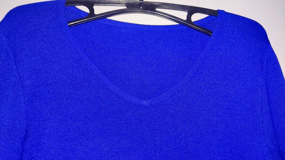 cienki sweterek chabrowy r.M