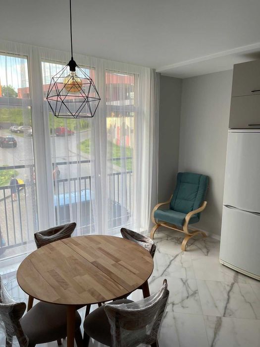 Оренда 3 кімнатної квартири в Новобудові