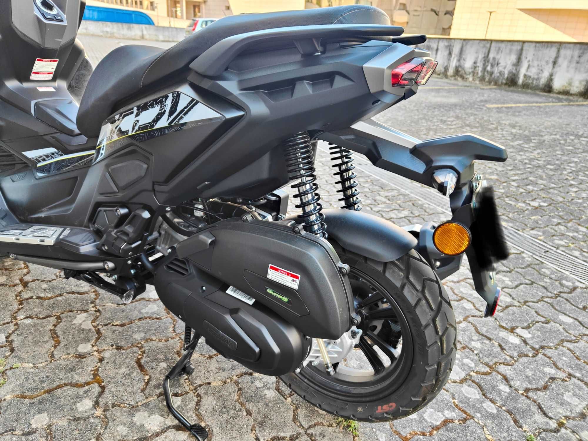 Scooter Keeway XDV125