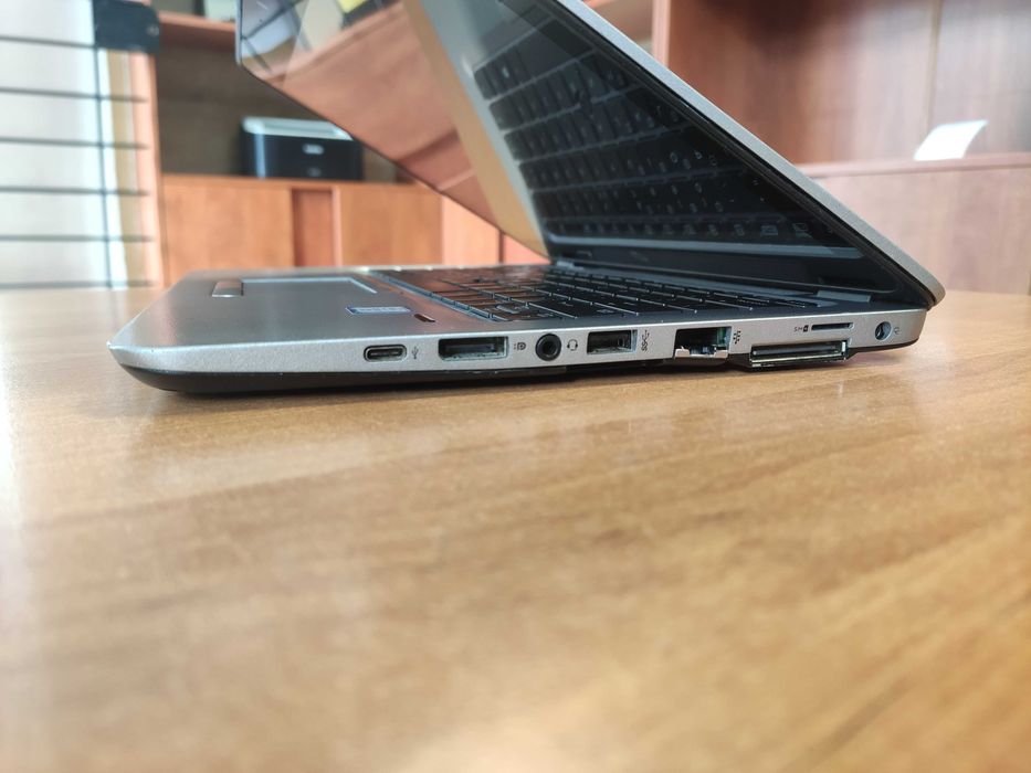 HP 820 G3 i5 4x2,5GHz 8GB SSD 256GB FHD 12,5" W11 mały poręczny