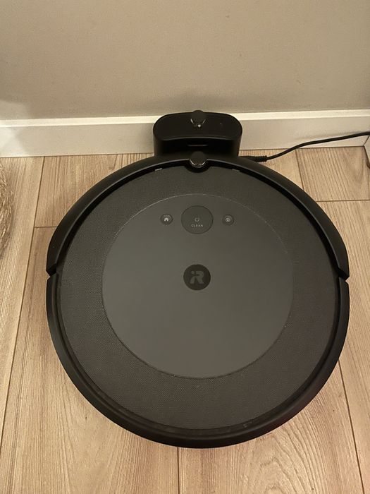 IRobot Roomba i3 + akcesoria zapasowe