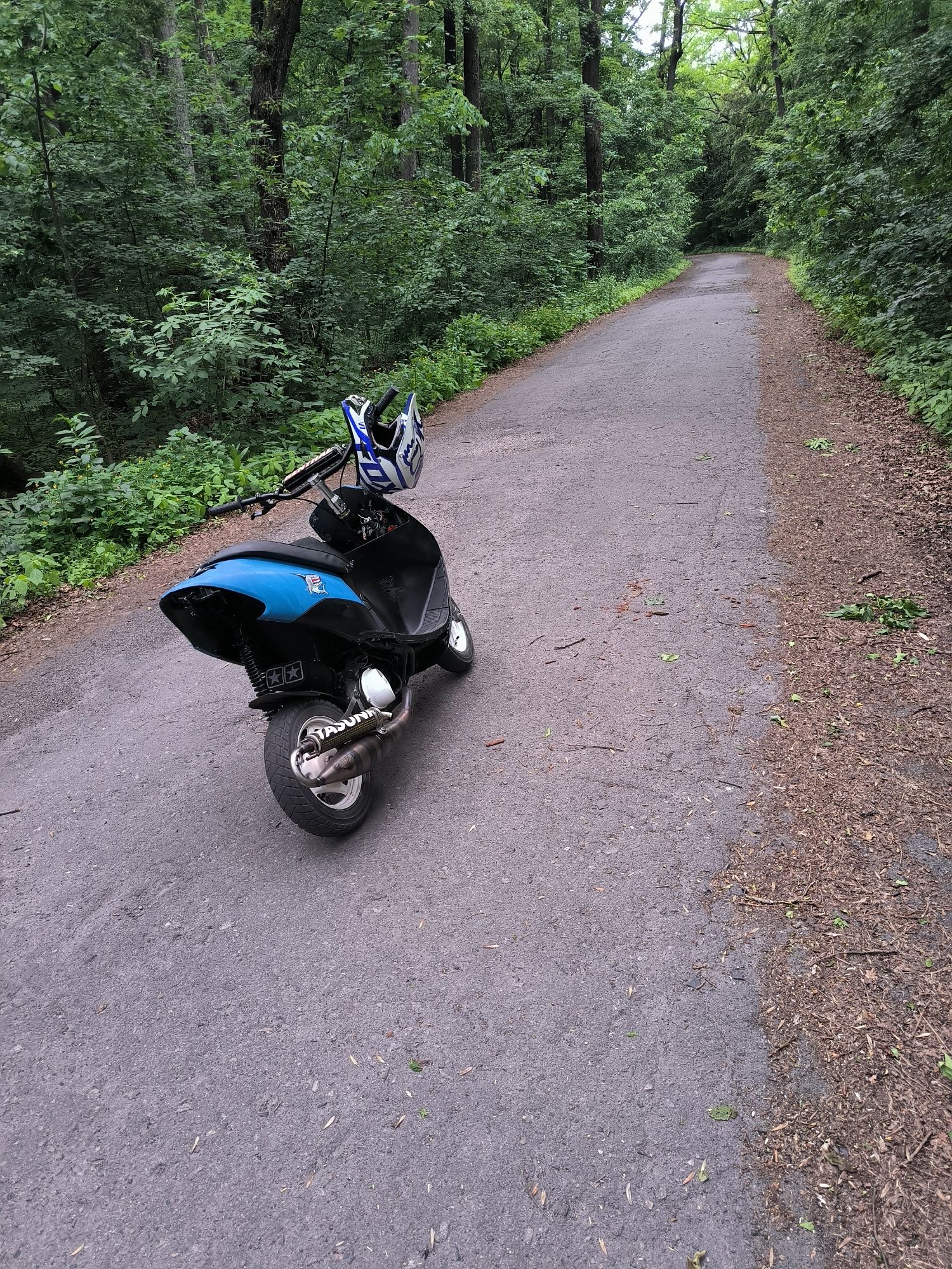 Продам скутер Suzuki Let's 2 Bws slider aerox