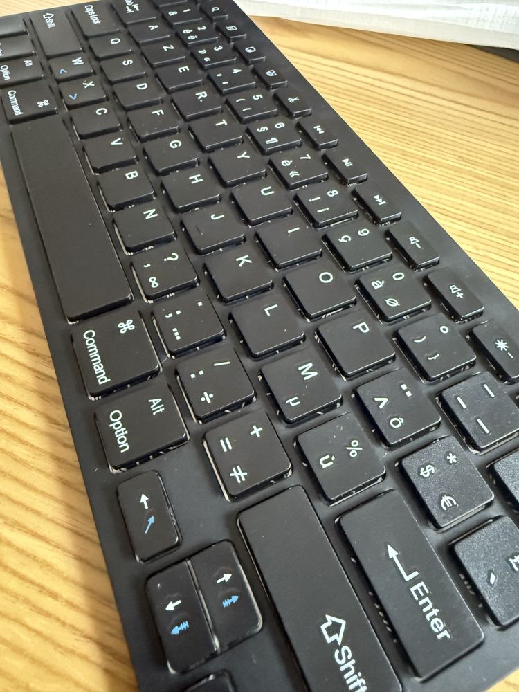 Klawiatura Bluetooth w wersji AZERTY