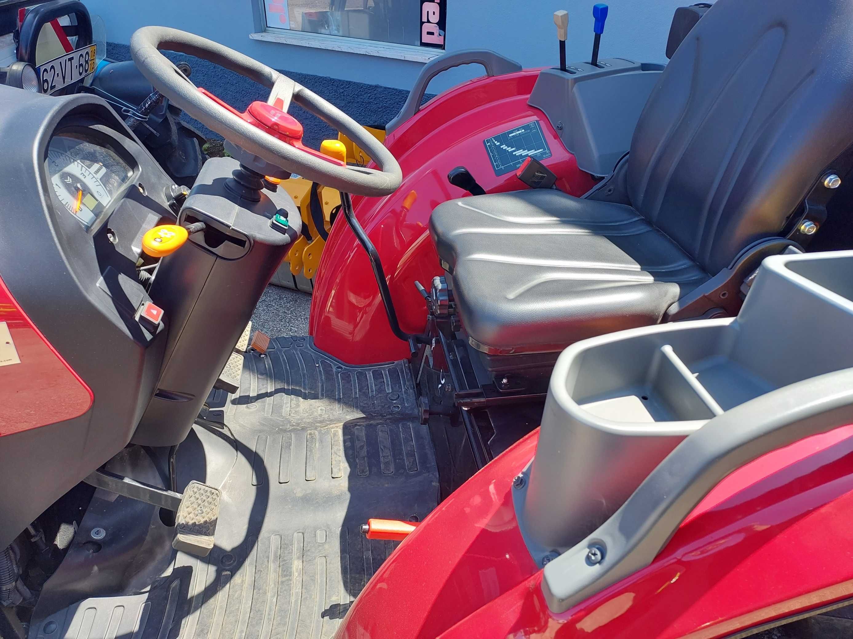 Trator YANMAR novo