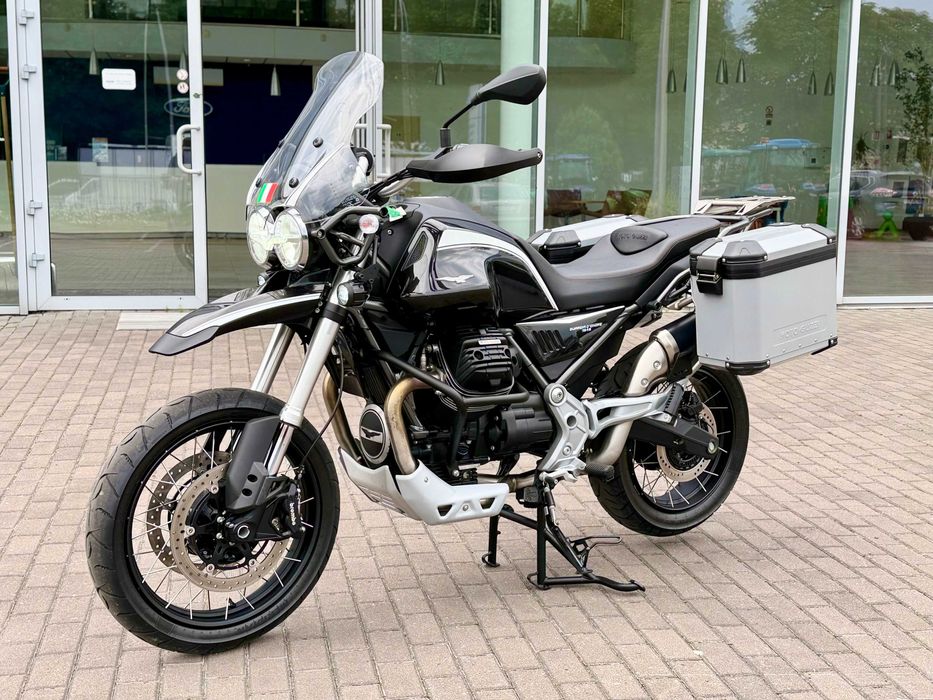 Moto Guzzi V85TT 2023 - Мотосалон.