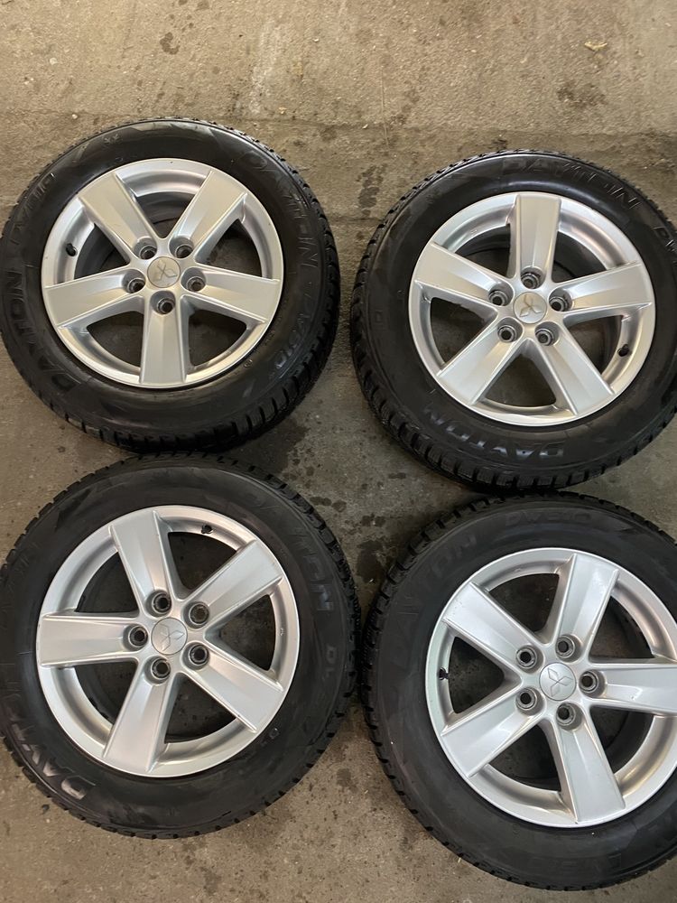 Felgi, koła 16 cali Mitsubishi 5x114,3, nowe zimowe opony 205/60/16