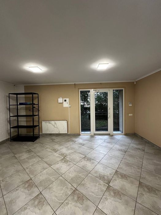 Оренда фасадного приміщення 44 м2 в центрі міста