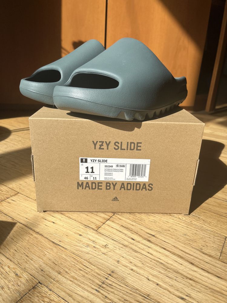 Yeezy Slide Slate Marine