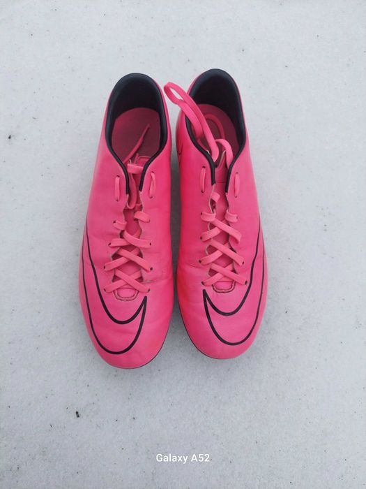 Продам бутси не дорого