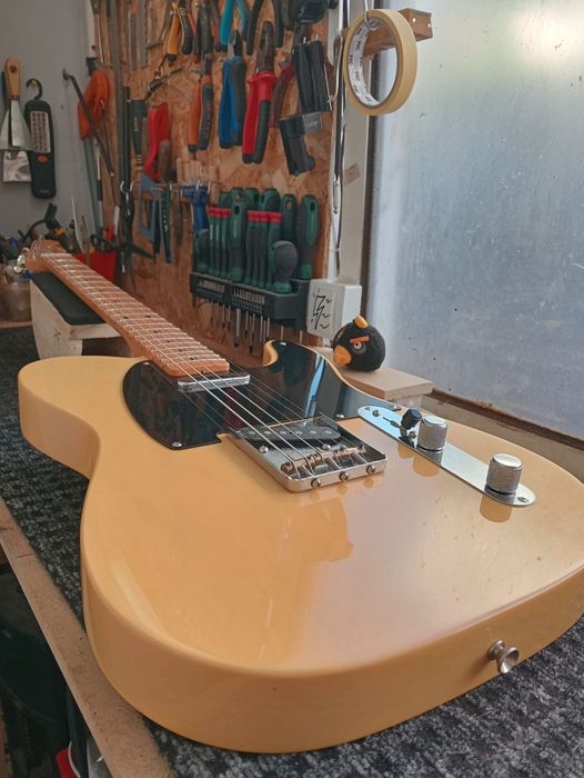 Fender Telecaster BAJA