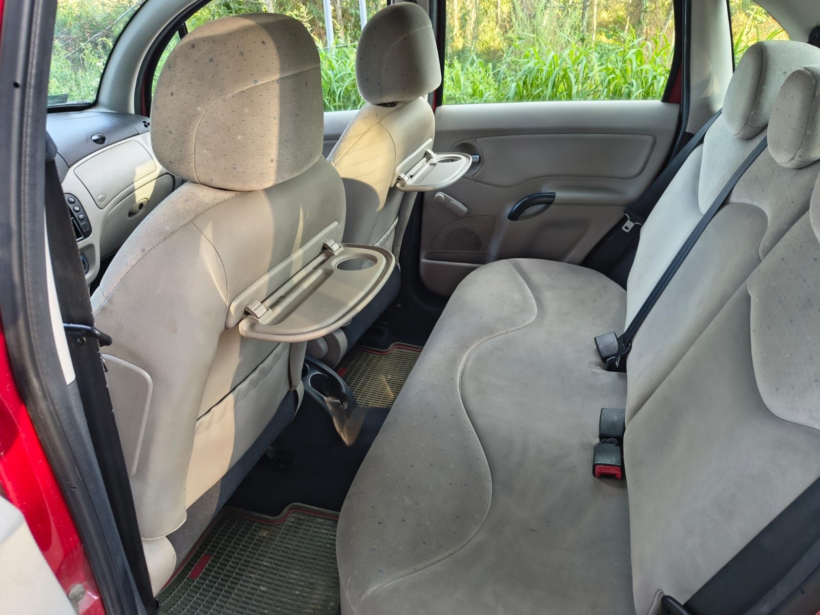 Citroen C3 bez najmniejszego wkładu ! Śliczny niski przebieg .