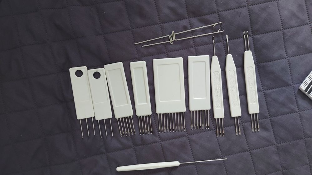 Silver Reed SK280 – универсальная модель перфокарточной вязальной маши