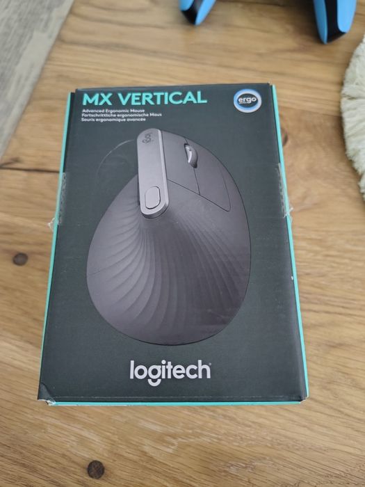 Myszka bezprzewodowa Logitech Vertical