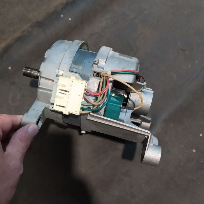 Продам запчастини пральної машини Індезит