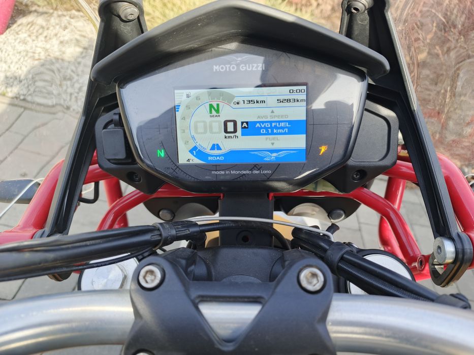 V85TT moto guzzi zamiana. minimalny przebieg