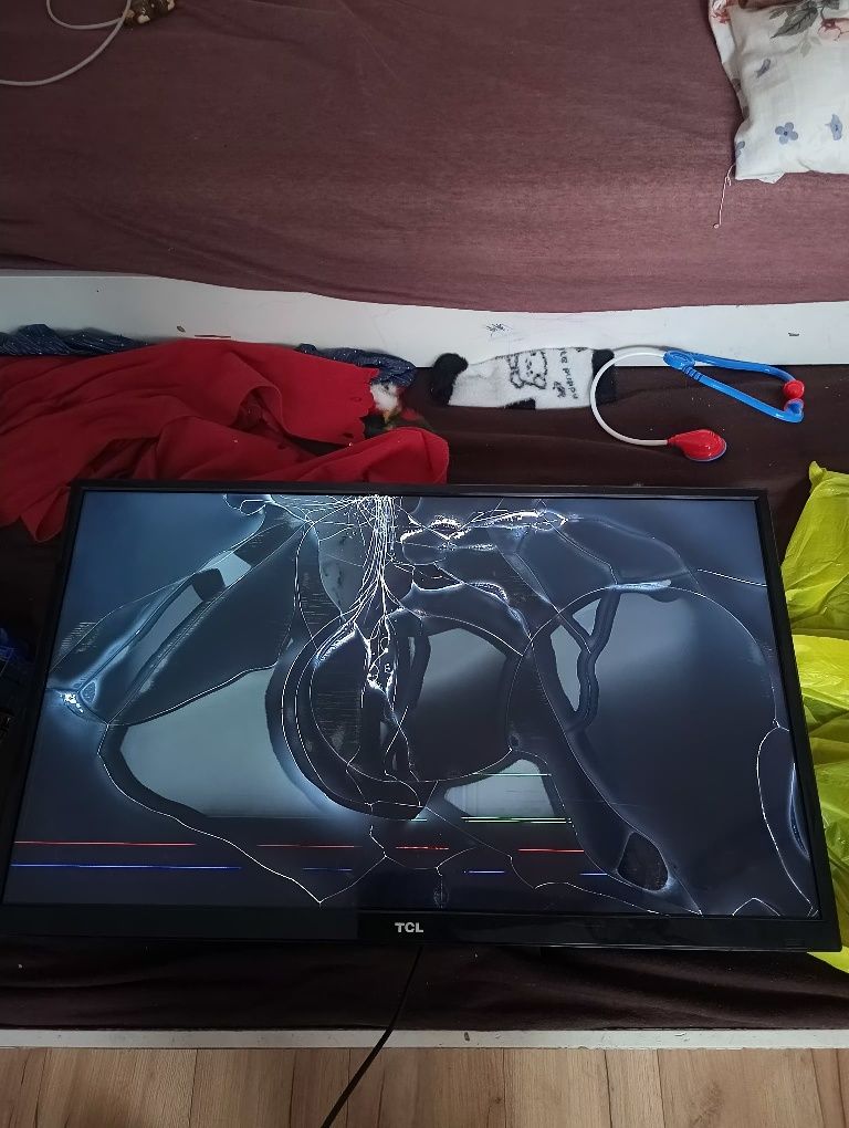 Telewizor tcl 32"
