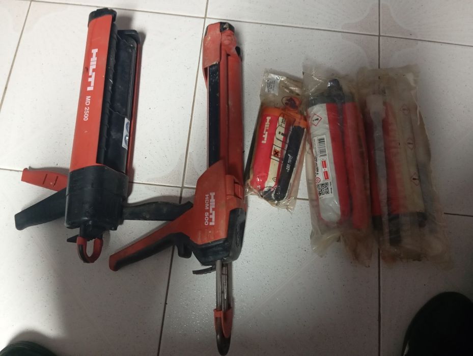 Pistolas de bucha química hilti