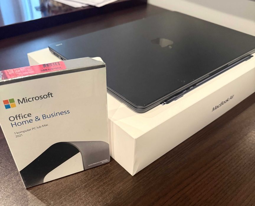 Apple MacBook Air 15" M4 2025 + GRATIS Pakiet MS OFFICE 2021