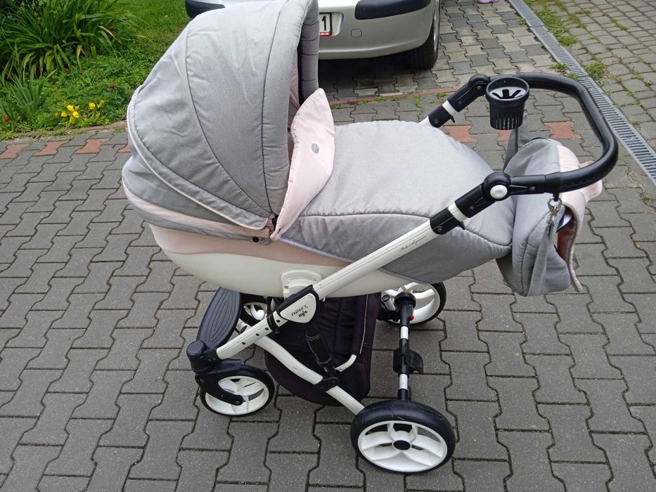 Wózek dziecięcy Faster 2 Style mało używany.