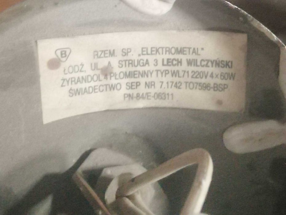 Żyrandol drewniany 4 ramienny