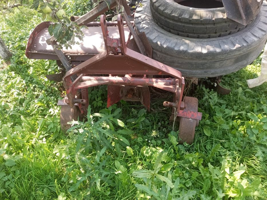 Продам ФРЕЗУ для трактора.