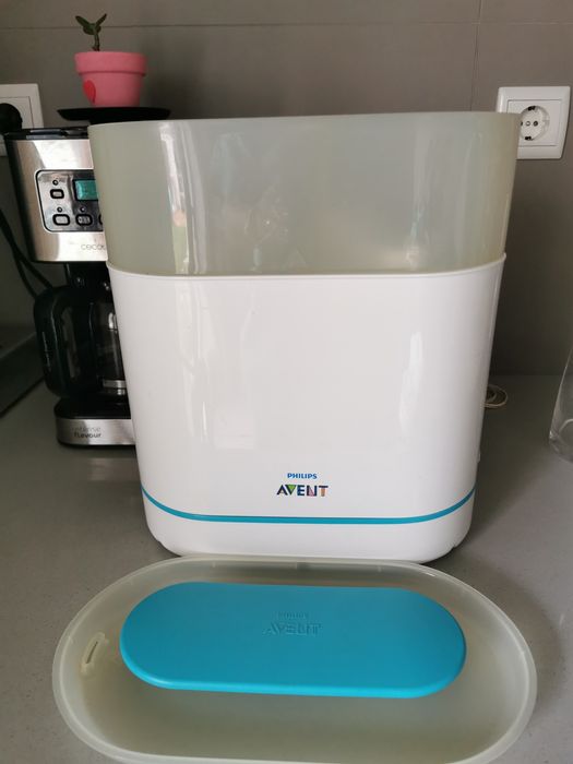 Kit Philips Avent:Esterilizador+Aquecedor de Biberões (como novo]