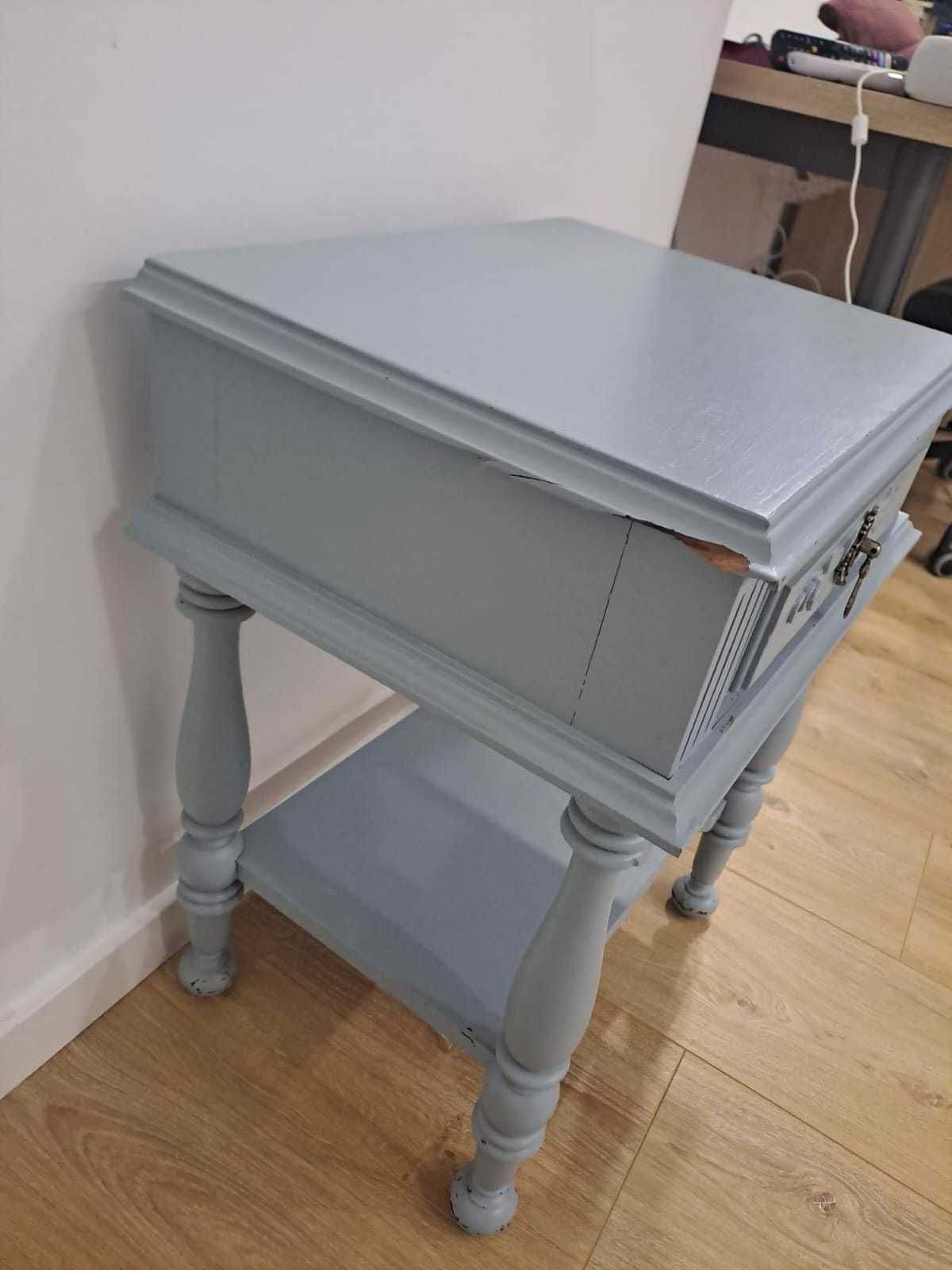 Mesa de cabeceira