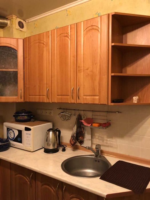 Сдам 1-о комнатную квартиру на Салтовке возле круглого рынка!