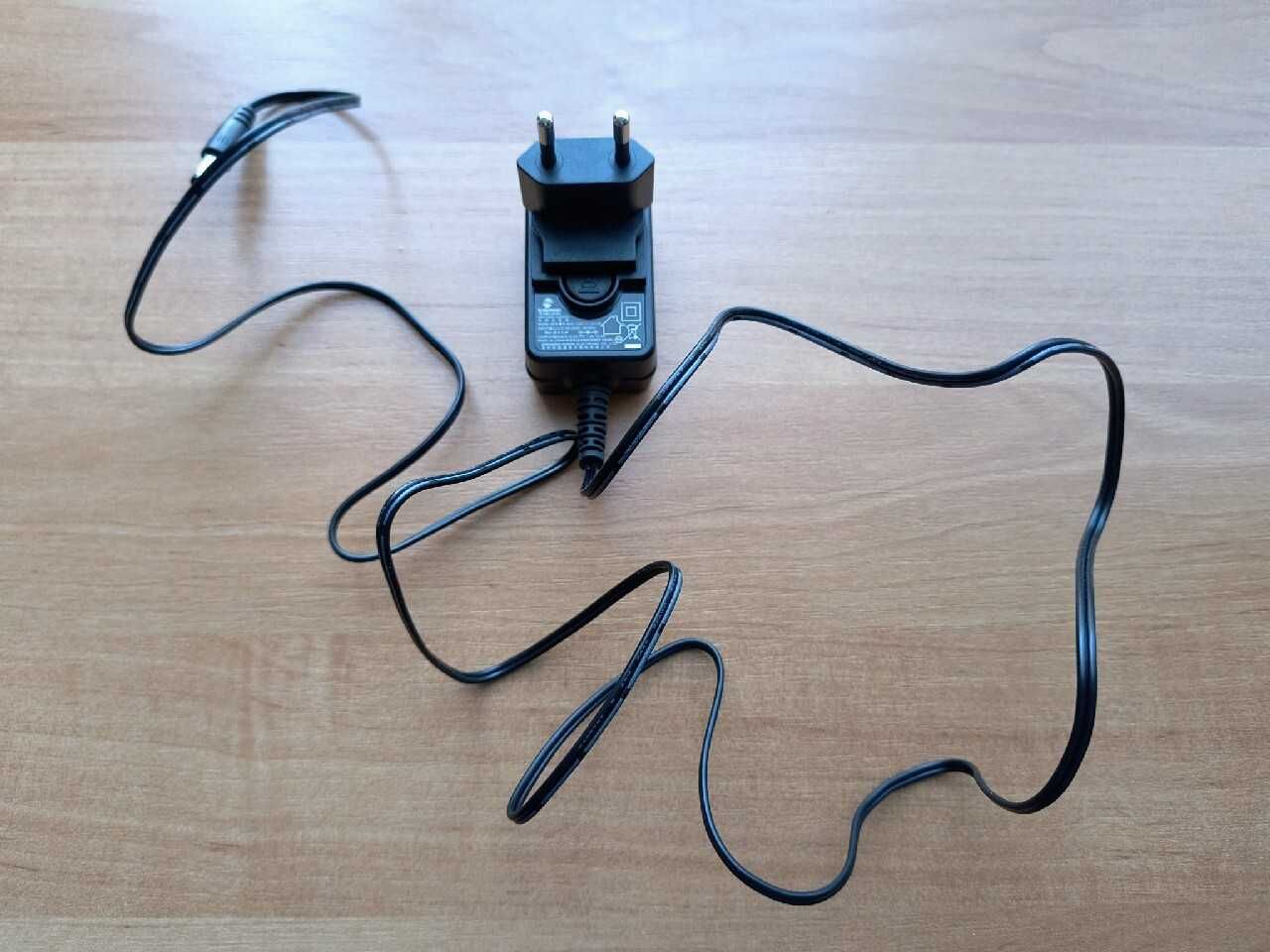 Syntezator Behringer CAT