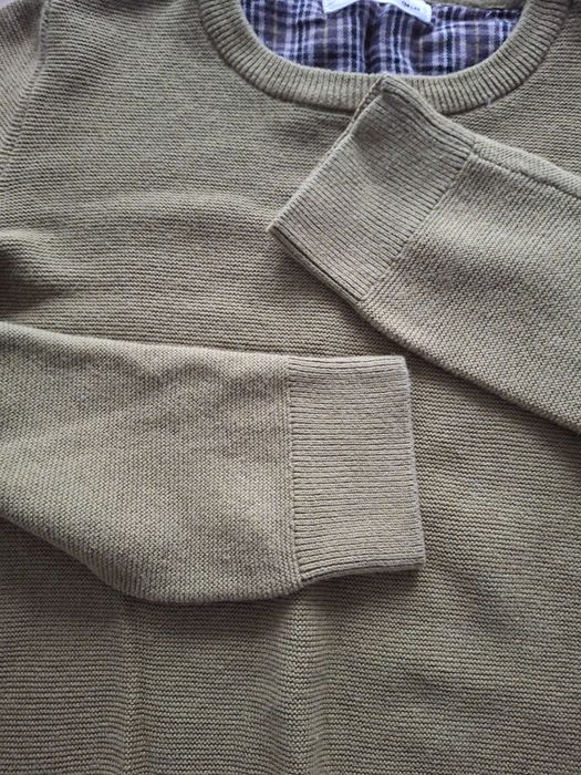 Sweter khaki zielony chlopiecy 134 reserved