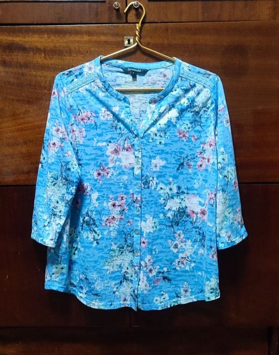 блузки женские р.48 и р.50