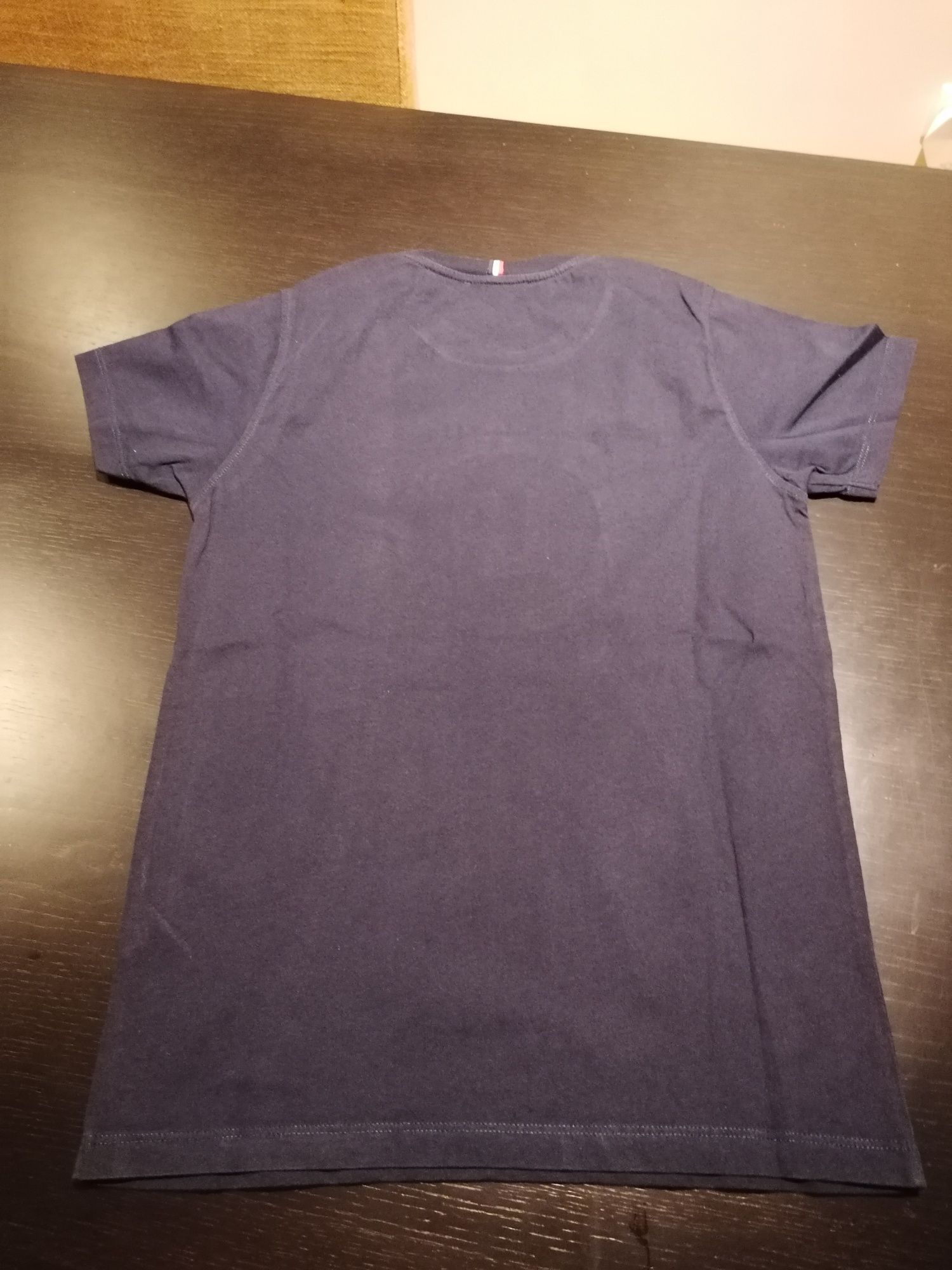 2 t-shirts Lion  of Porches