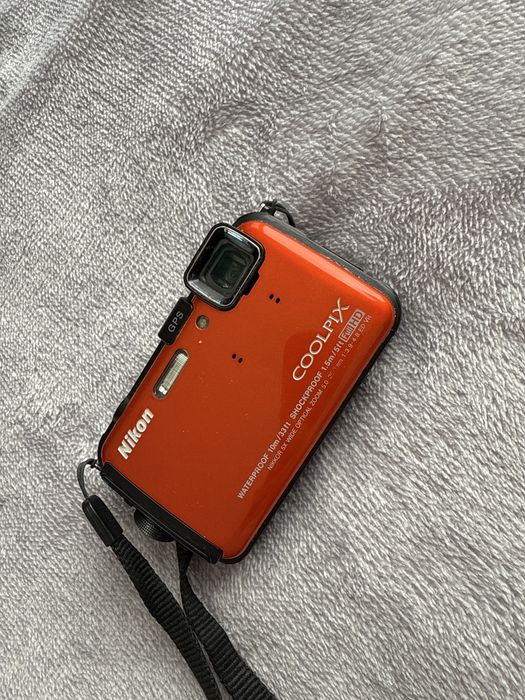 Nikon Coolpix AW100