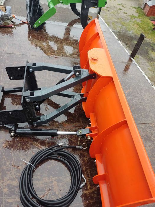 Pług do śniegu na tura tuza c330 c360 zetor mf DOSTAWA