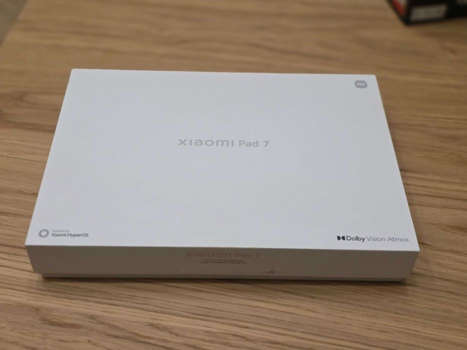 Tablet Xiaomi Pad 7 8/256 GB super stan długa gwarancja 07.2027 etui