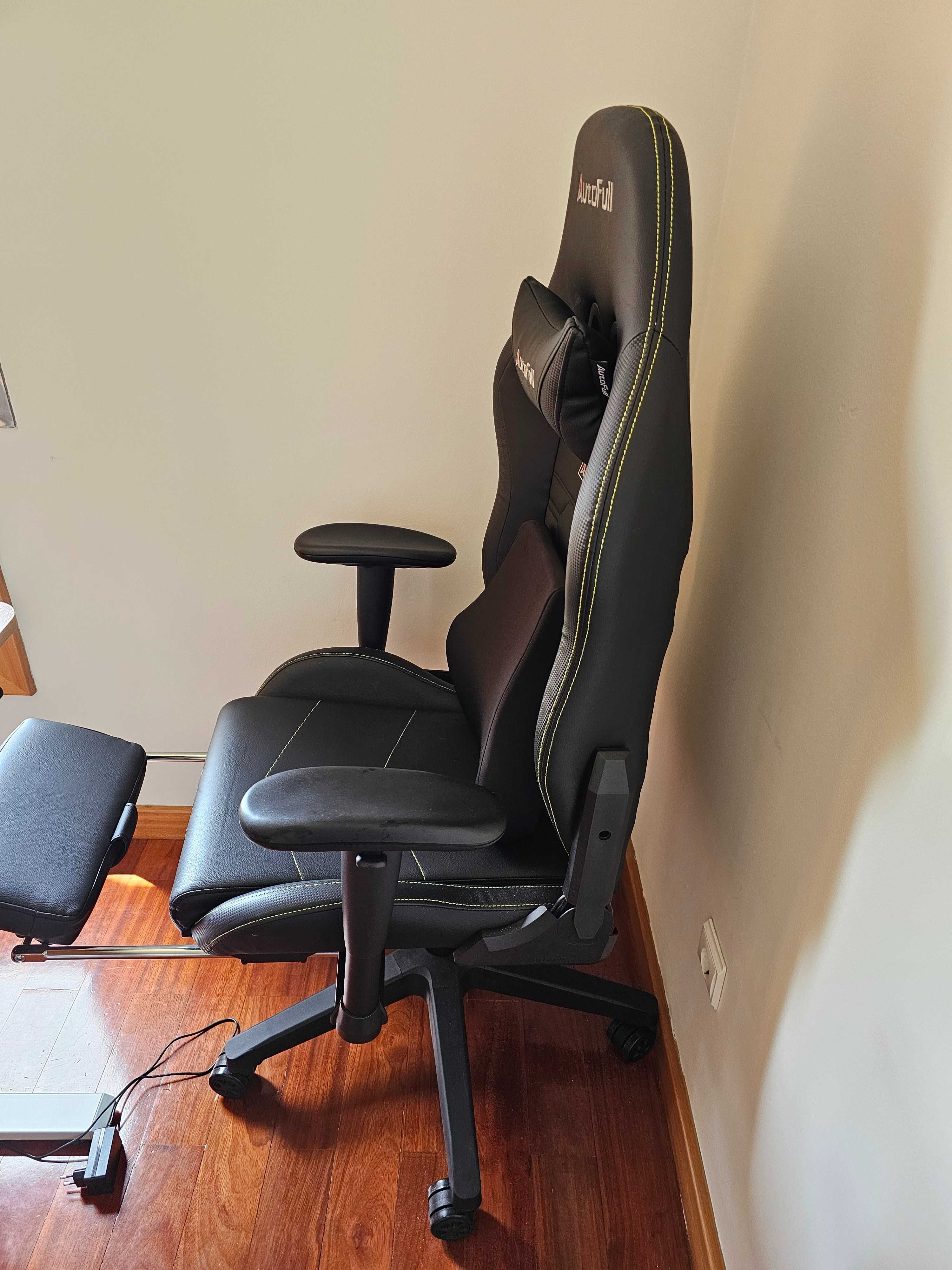Secretaria Elevatoria e Cadeira Gamer em Excelente Estado