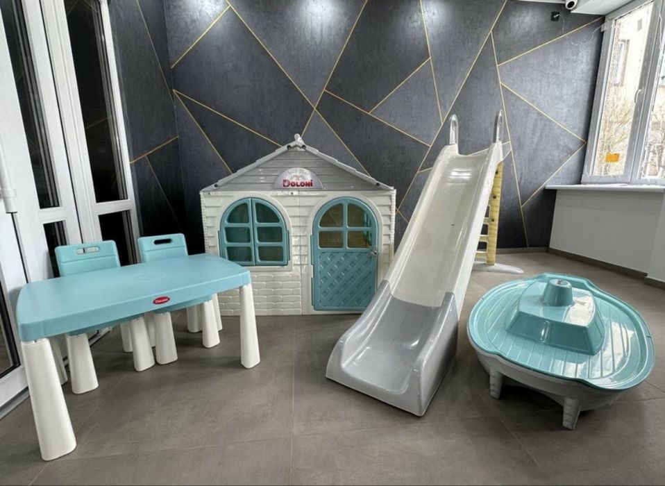 НОВИНКА! Набір дитячий Долоні будиночок гірка пісочниця стіл і стільці