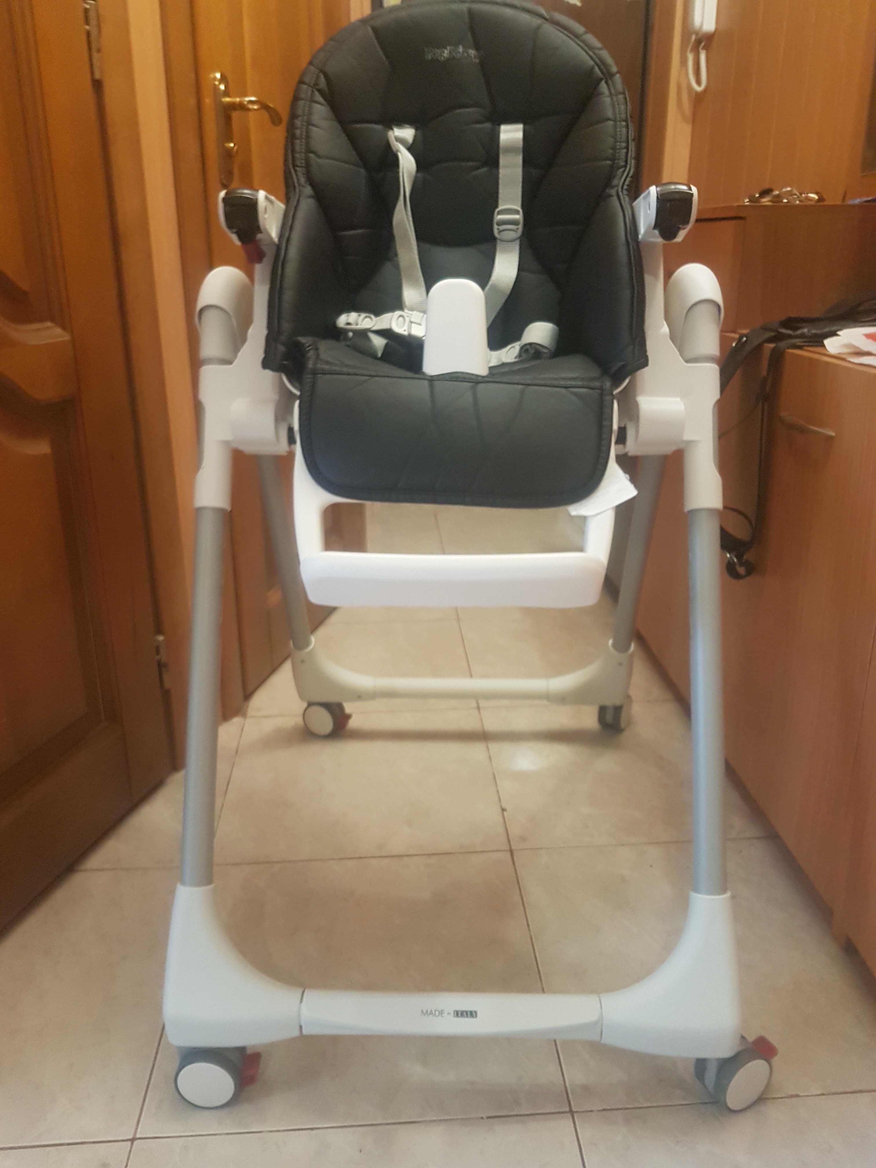 Стульчик для комления Peg-Perego Prima Pappa Follow Me