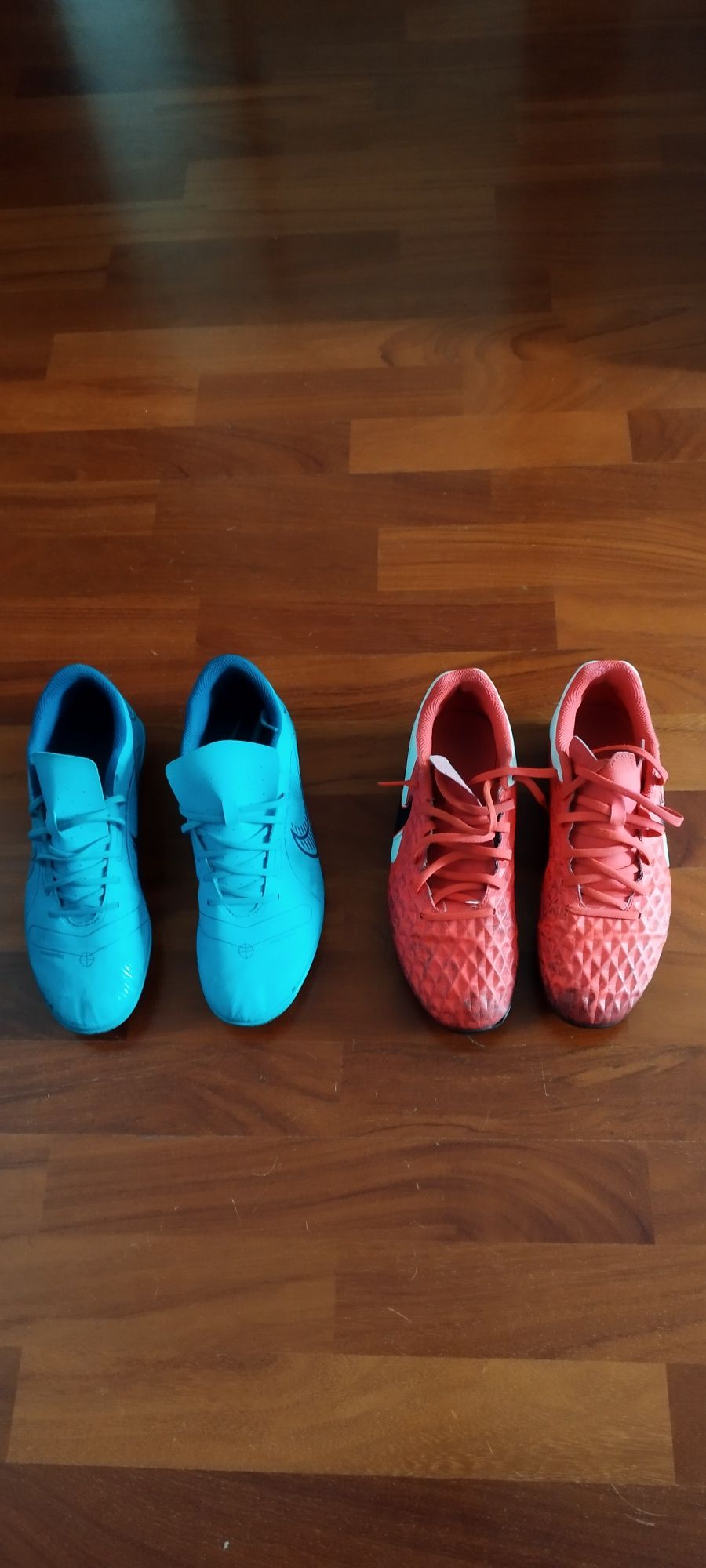 Chuteiras de Futebol Nike Mercurial e Tiempo