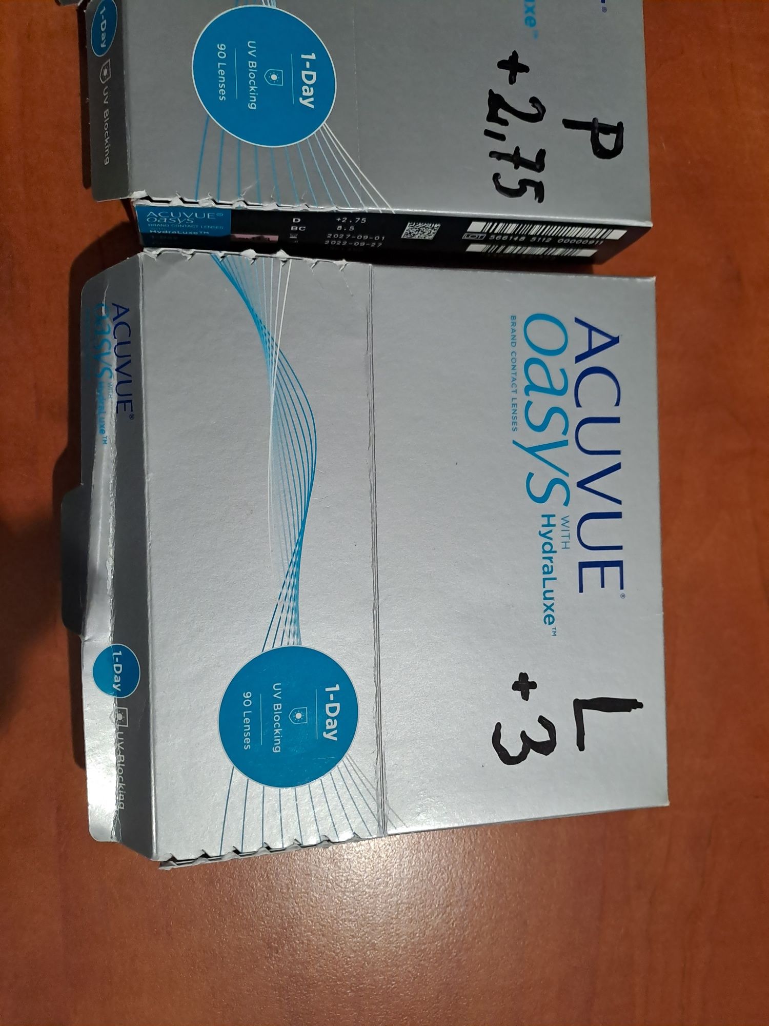 Soczewki ACUVUE oasys HydraLuxe with  WITH