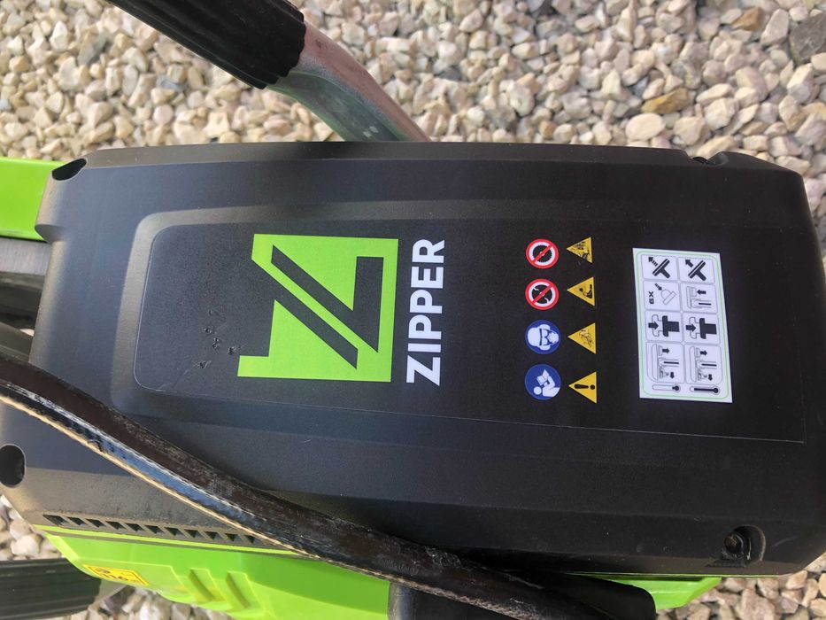 Piła przecinarka do obrzeży kostki ZIPPER ZI-BTS300Tspalinowa zNiemiec