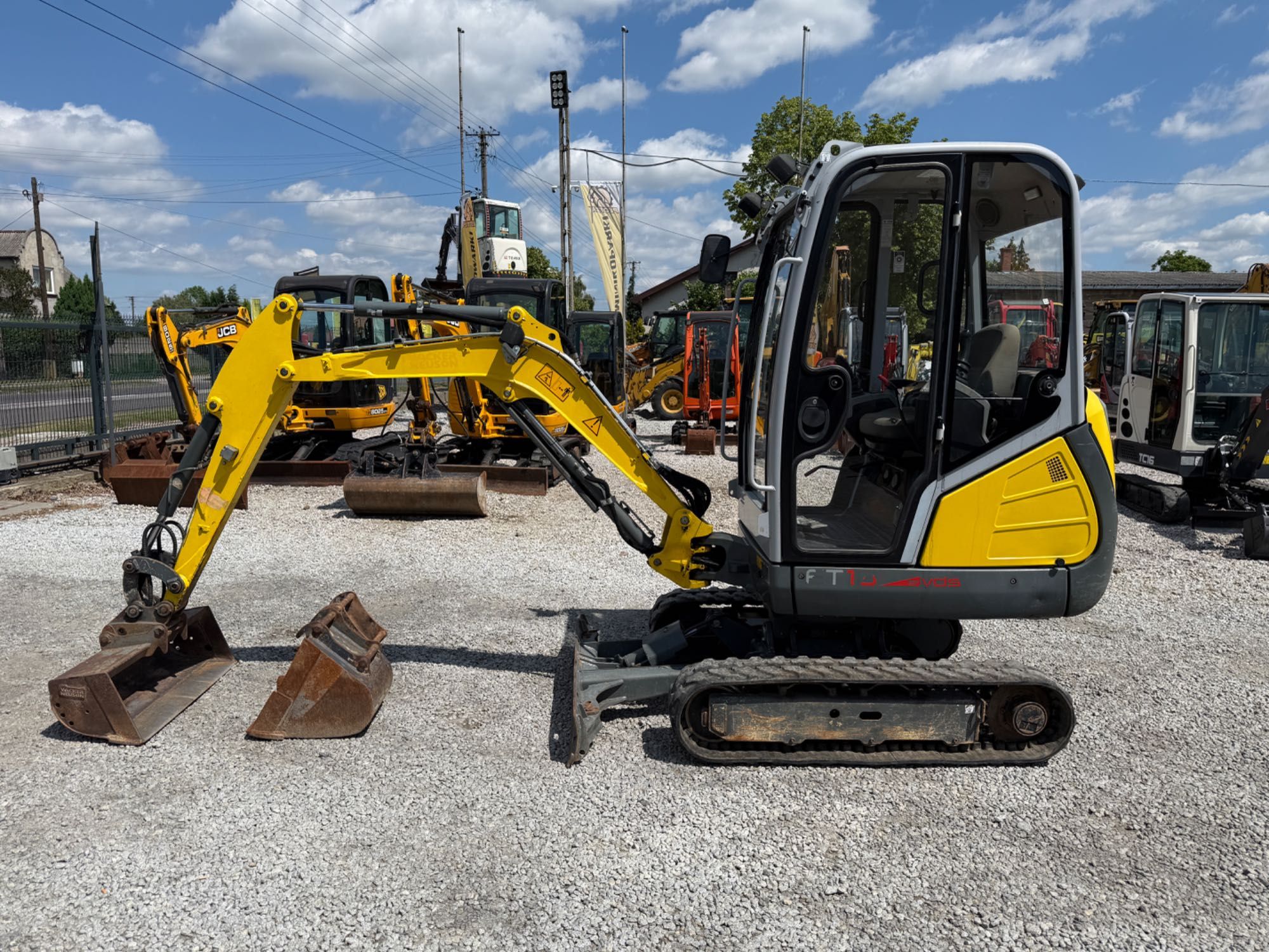 Mini koparka Neuson Et18 z 2019r. 3 łyżki 2 tony VDS , EASY LOCK ,1 WŁ